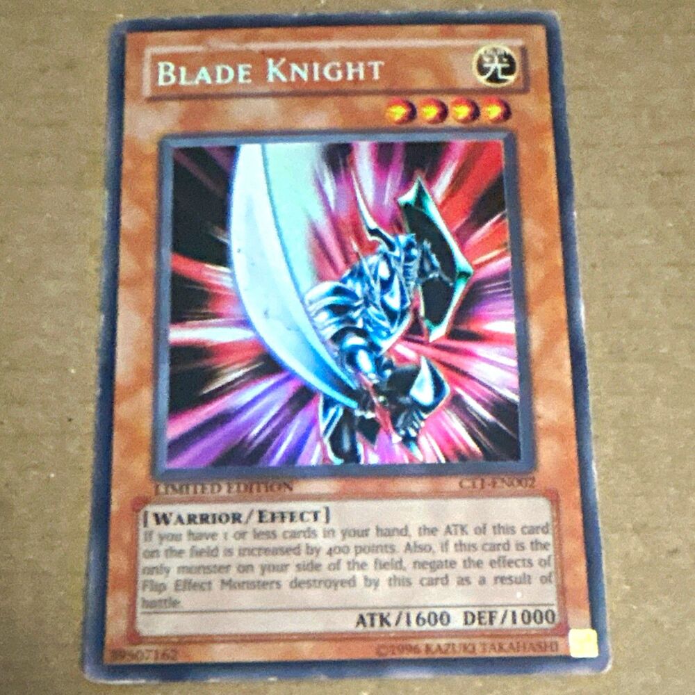 Konami Yu-Gi-Oh! TCG Blade Knight CT1-EN002 2004 Collectors Tin Ultra Rare